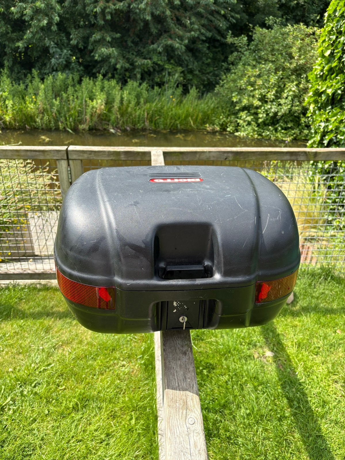Bieffe 45 L motorkoffer met rekje, Motoren, Ophalen, Gebruikt