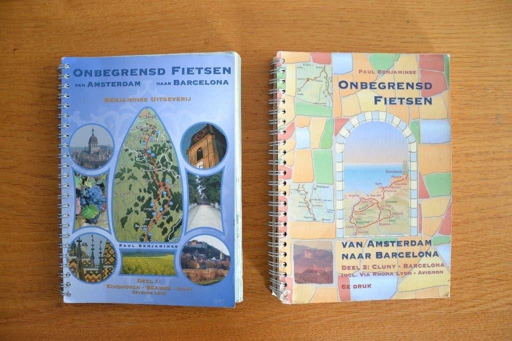 Fietsgidsen: Van Amsterdam naar Barcelona, Paul Benjaminse, Boeken, Europa, Ophalen of Verzenden, Reisgids of -boek, Gelezen