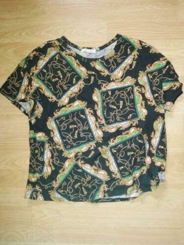 zara motief kettingen shirt M, Kleding | Dames, Ophalen of Verzenden, Zo goed als nieuw, Korte mouw