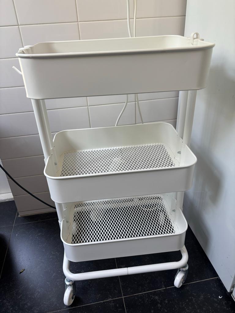 IKEA RÅSKOG roltafel/trolley met bamboe snijplank, Ophalen, Zo goed als nieuw