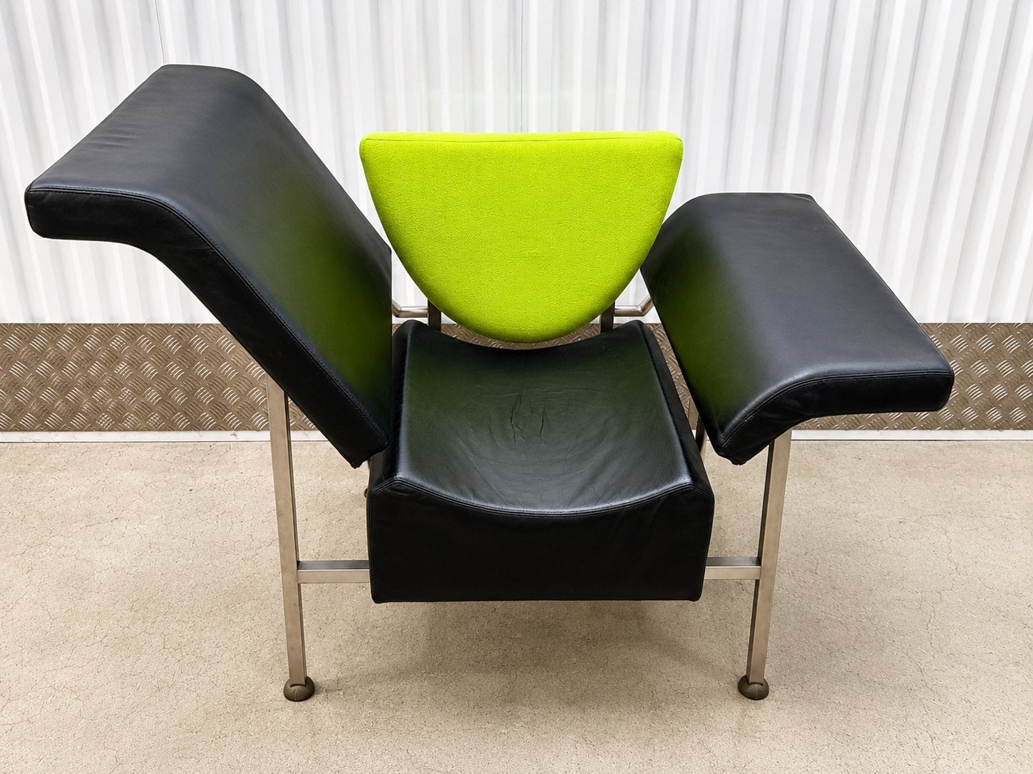 Rob Eckhardt 'Groeten uit Holland' fauteuil met certificaat, Ophalen