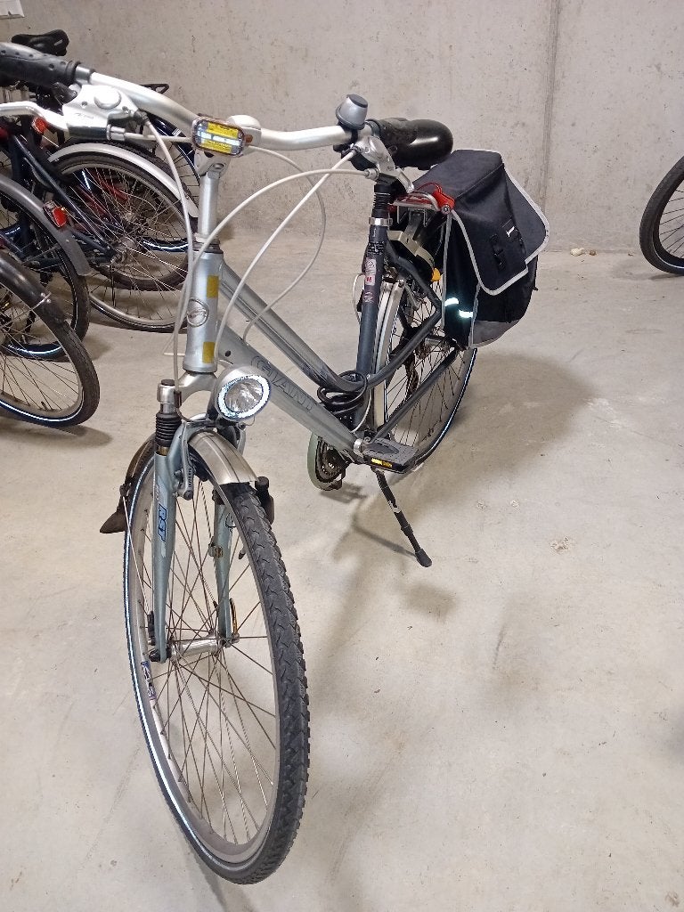 Cycle, Ophalen, Gebruikt, Giant, Versnellingen