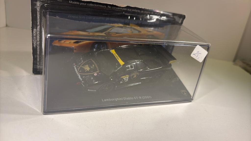 Lamborghini Diablo gt-r 2001 atlas 1.43