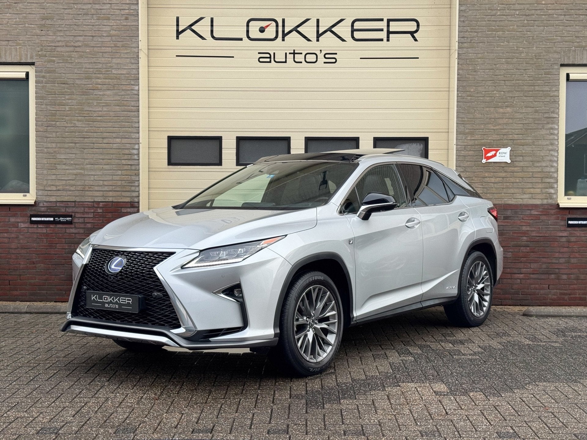 Lexus RX 450h 4WD F Sport Line Pano|Stuurverw.|360 camera, Auto's, Automaat, Dealer onderhouden, Stof, 2000 kg