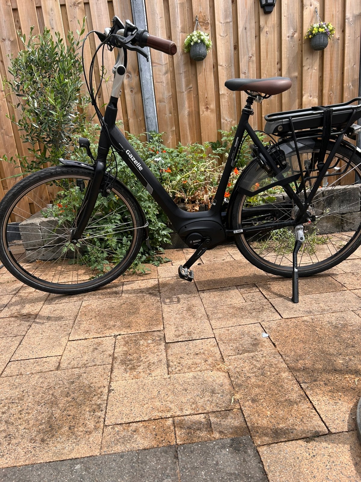 Gazelle Grenoble C7+ HMB (2018) frame 61cmBosch middenmotor, 59 cm of meer, Ophalen, Gebruikt, Gazelle