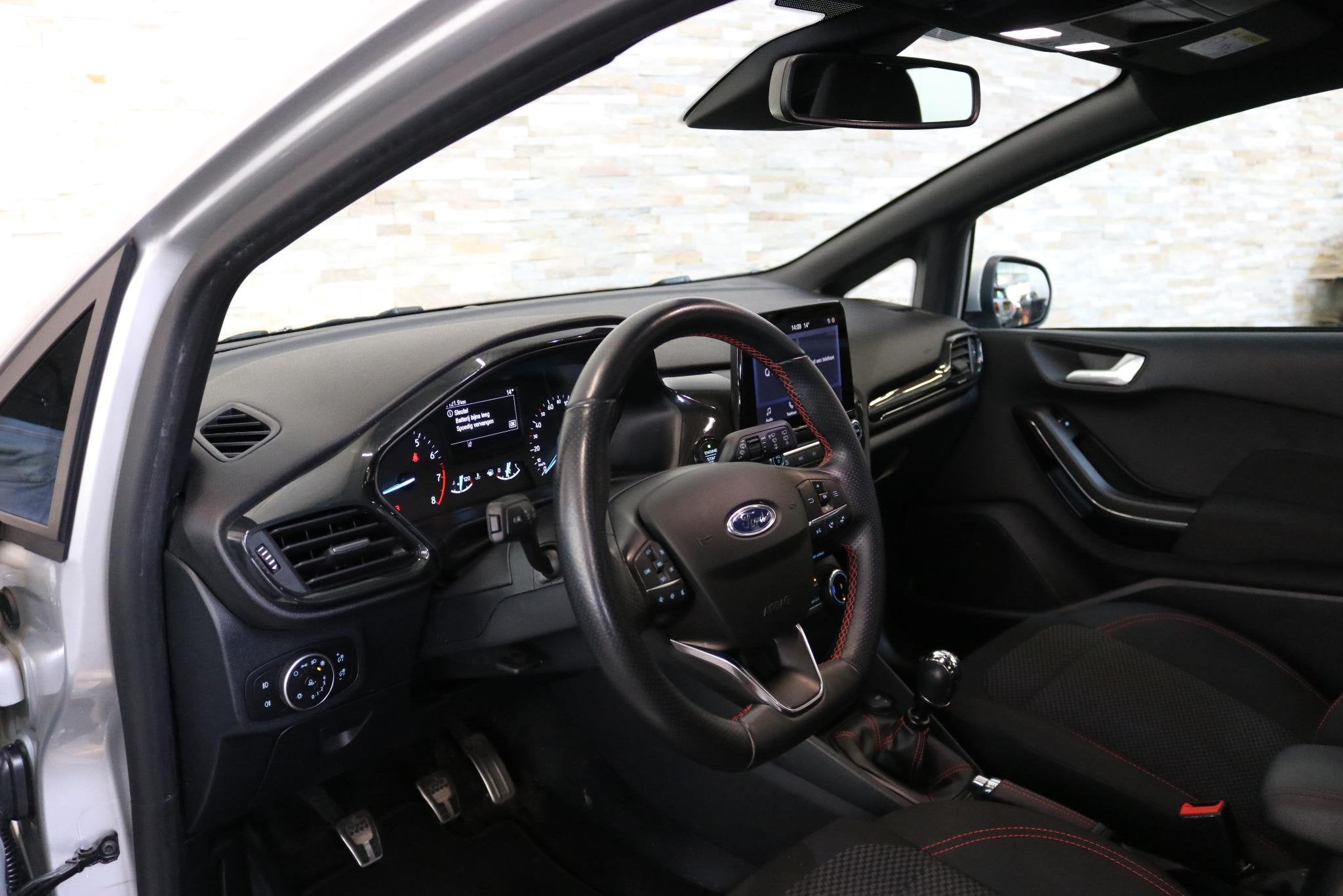 Foto 3 van Ford Fiesta 1.0 EcoBoost ST-Line | Apple Carplay | NL AUTO |