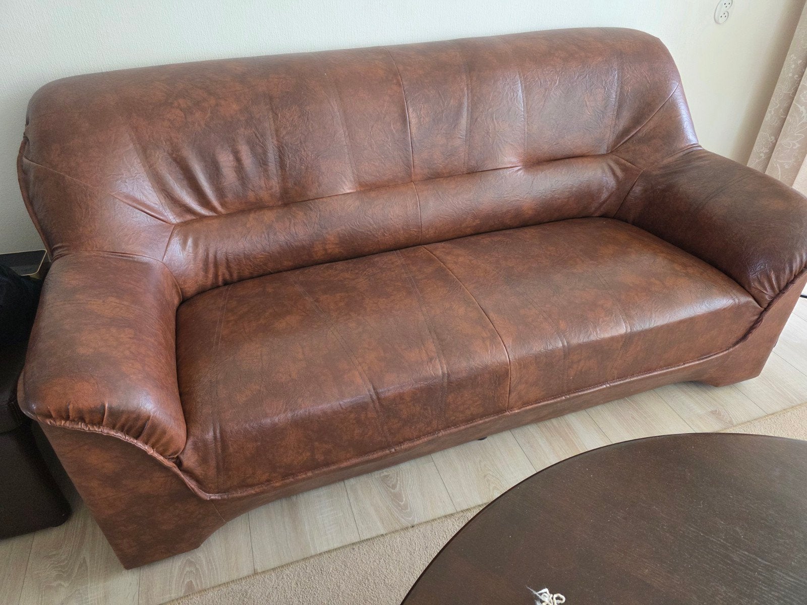 Comfortabele leren 3-zitsbank, Huis en Inrichting, Ophalen, Gebruikt, 150 tot 200 cm, Driepersoons