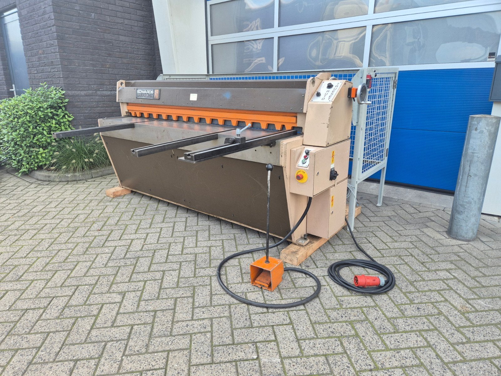 EDWARDS PEARSON Plaatschaar 2030x3,5mm Elektrisch 380V, Ophalen of Verzenden, Edwards, Info@bolkmachinehandel.nl, Engeland