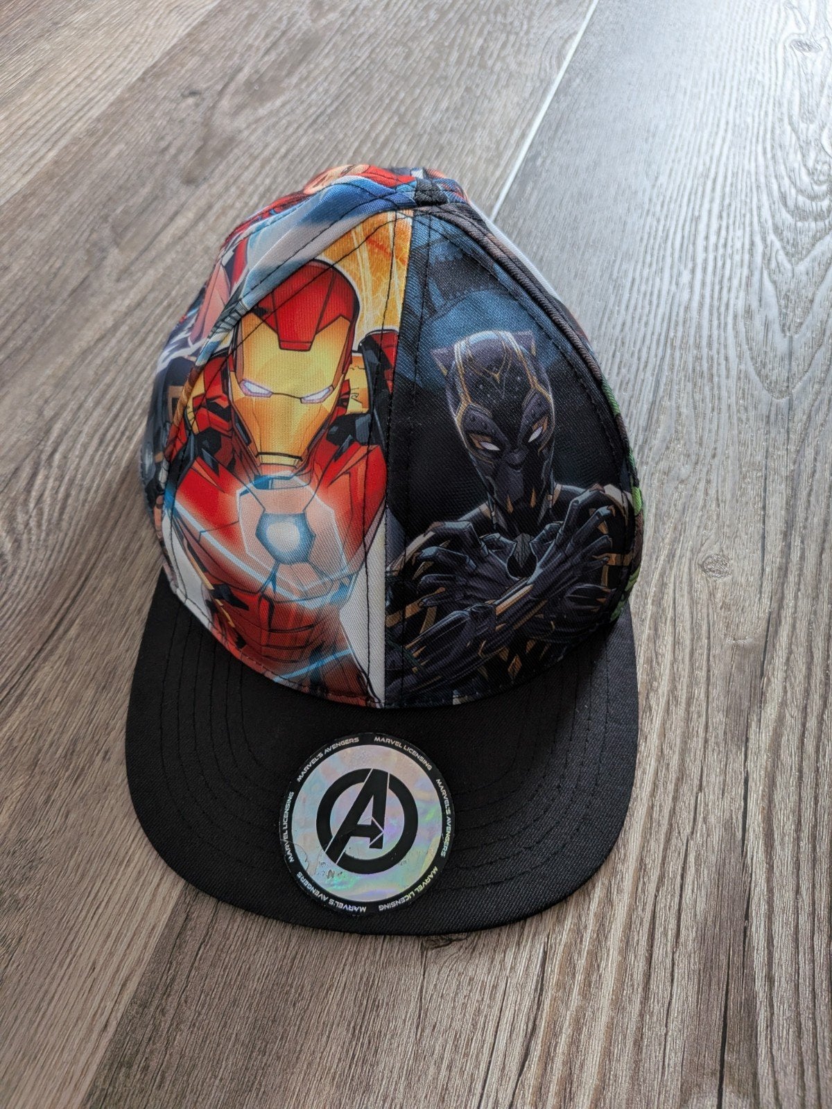 H&M Marvel Avengers pet  92-116, Kinderen en Baby's, H&M, Ophalen of Verzenden, 104 of kleiner, Jongen
