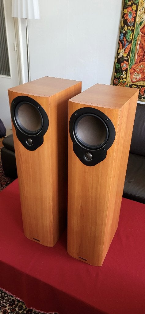 5 sterren in Test MISSION M-33 Cyrus ~ Nieuwstaat, Audio, Tv en Foto, Stereo speakers, Zo goed als nieuw, 60 tot 120 watt, Basreflex