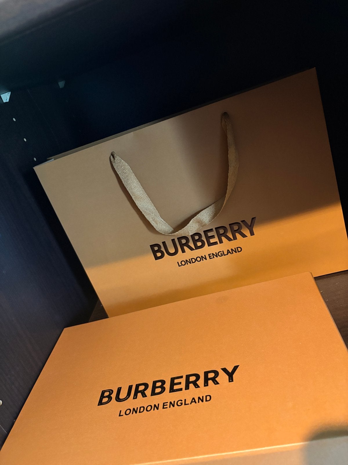 Burberry 100% Kasjmier Sjaal - Nieuw met doos, Ophalen of Verzenden, Nieuw, Sjaal