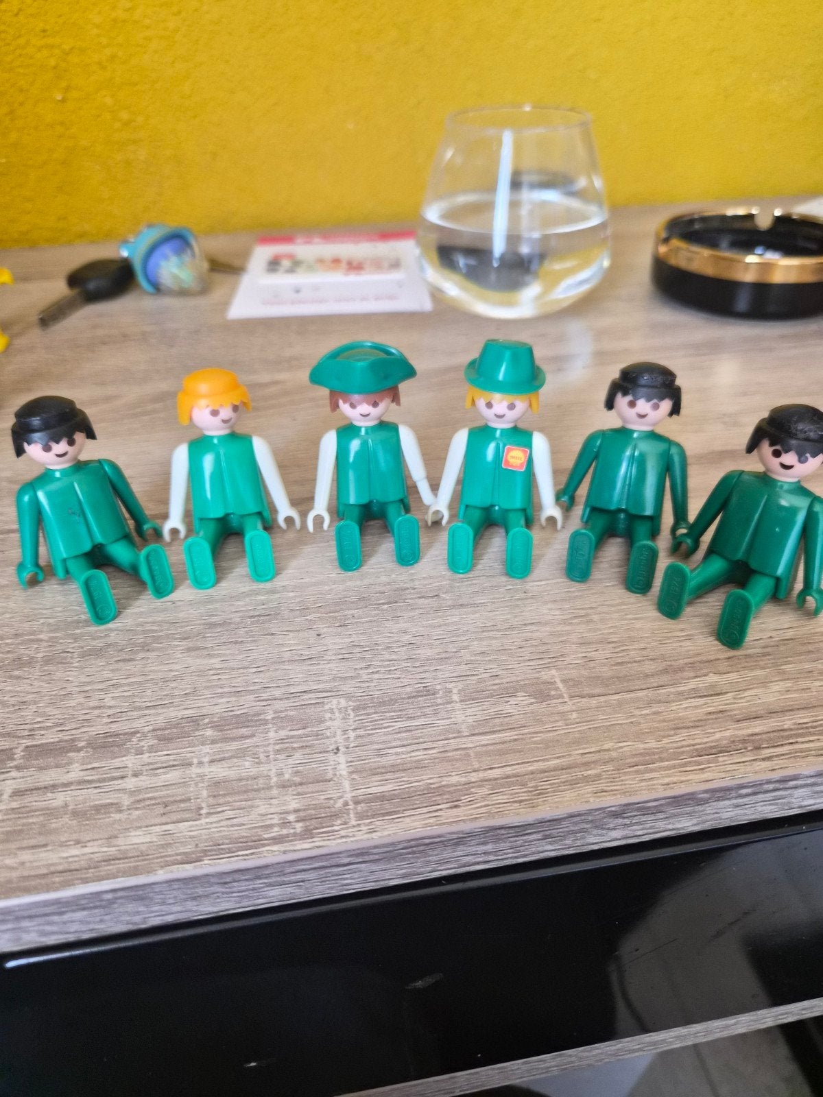 Vintage Playmobil figuren uit 1974 - Groene kleding, Kinderen en Baby's, Speelgoed | Playmobil, Gebruikt, Losse onderdelen, Ophalen of Verzenden