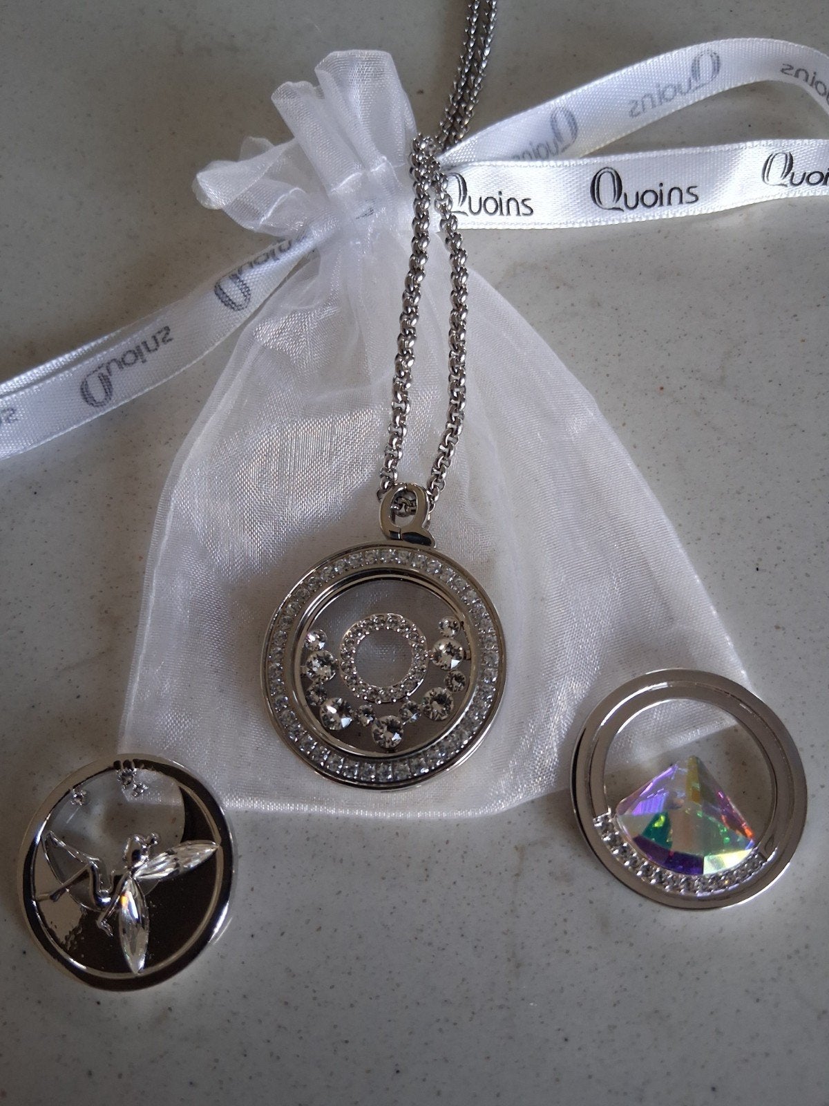 Quoins Edelstaal Ketting met Hanger en Munten, Overige materialen, Nieuw, Ophalen of Verzenden, Met edelsteen