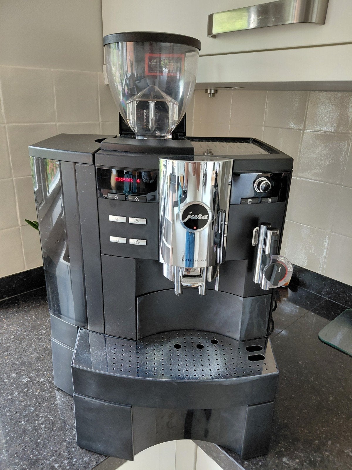 Jura Xs 9 met grote bonen stolp en cappuccinotoren (defect), Ophalen