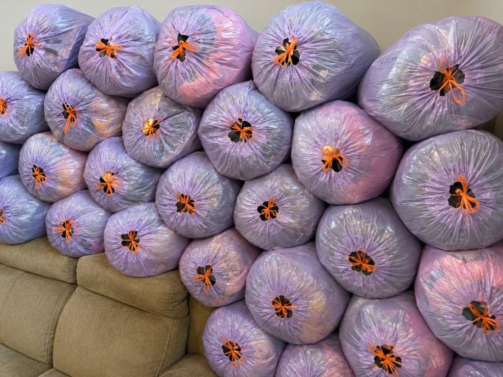 Grote partij kleding 30L zakken–Wolvega | continue voorraad, Kleding | Dames, Dames-kledingpakketten, Ophalen of Verzenden, Zo goed als nieuw