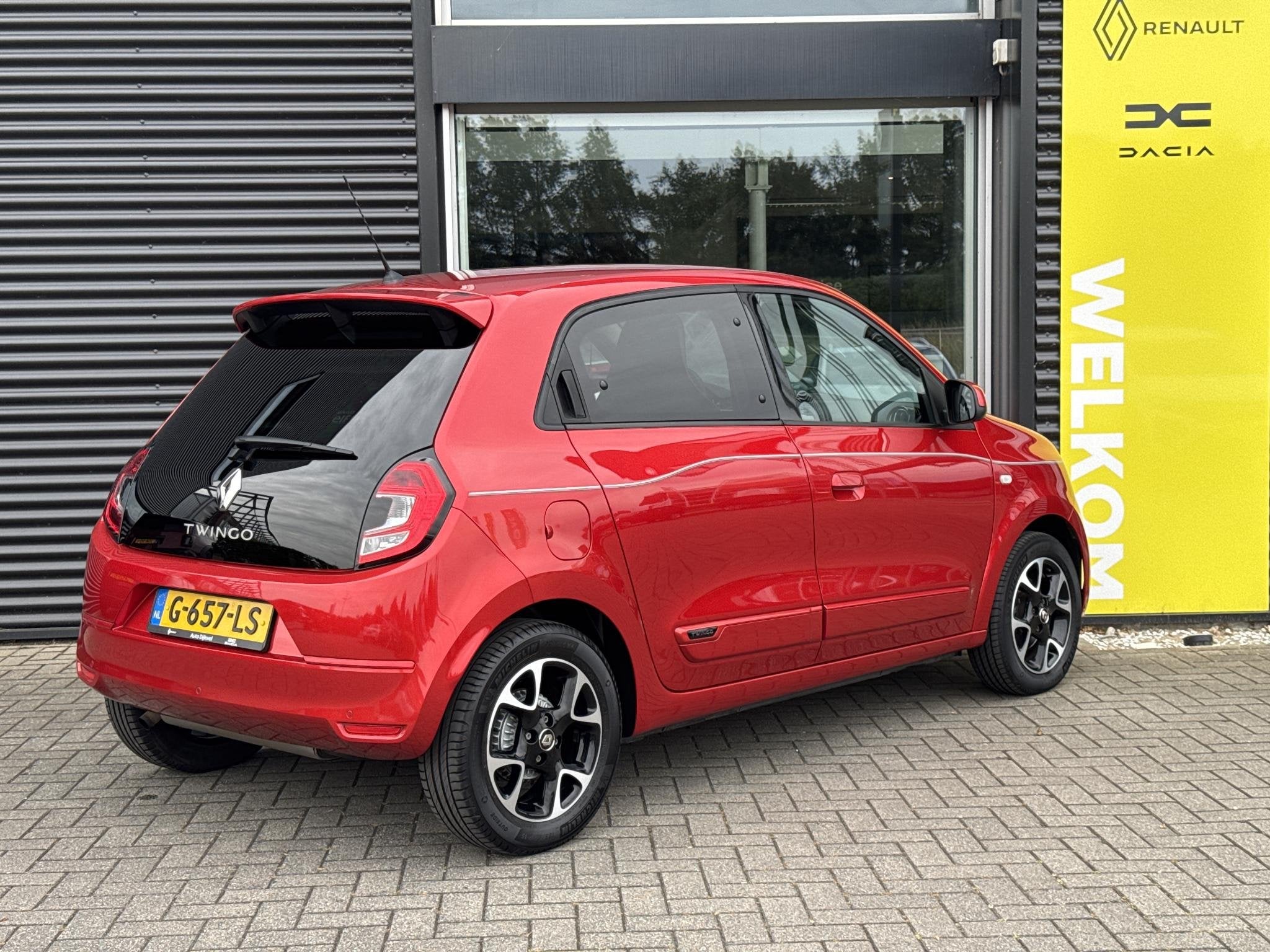 Renault Twingo 1.0 SCe Intens Climate Control, Cruise Contro, Auto's, Keurmerk '100% Onderhouden', Dealer onderhouden, Gebruikt