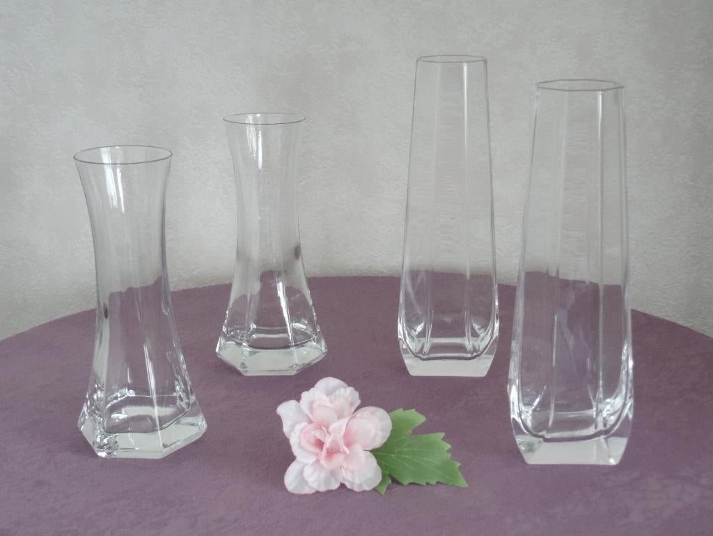 4 vintage glazen vaasjes, 2x 6-hoekig + 2x 8-hoekig, jaren80, Huis en Inrichting, Woonaccessoires | Vazen, Ophalen of Verzenden