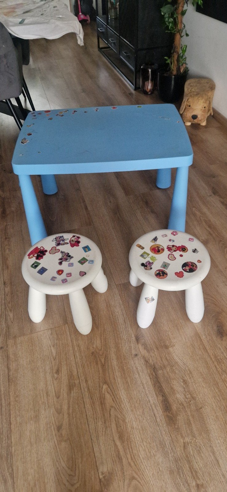 tafel met krukjes, Ophalen