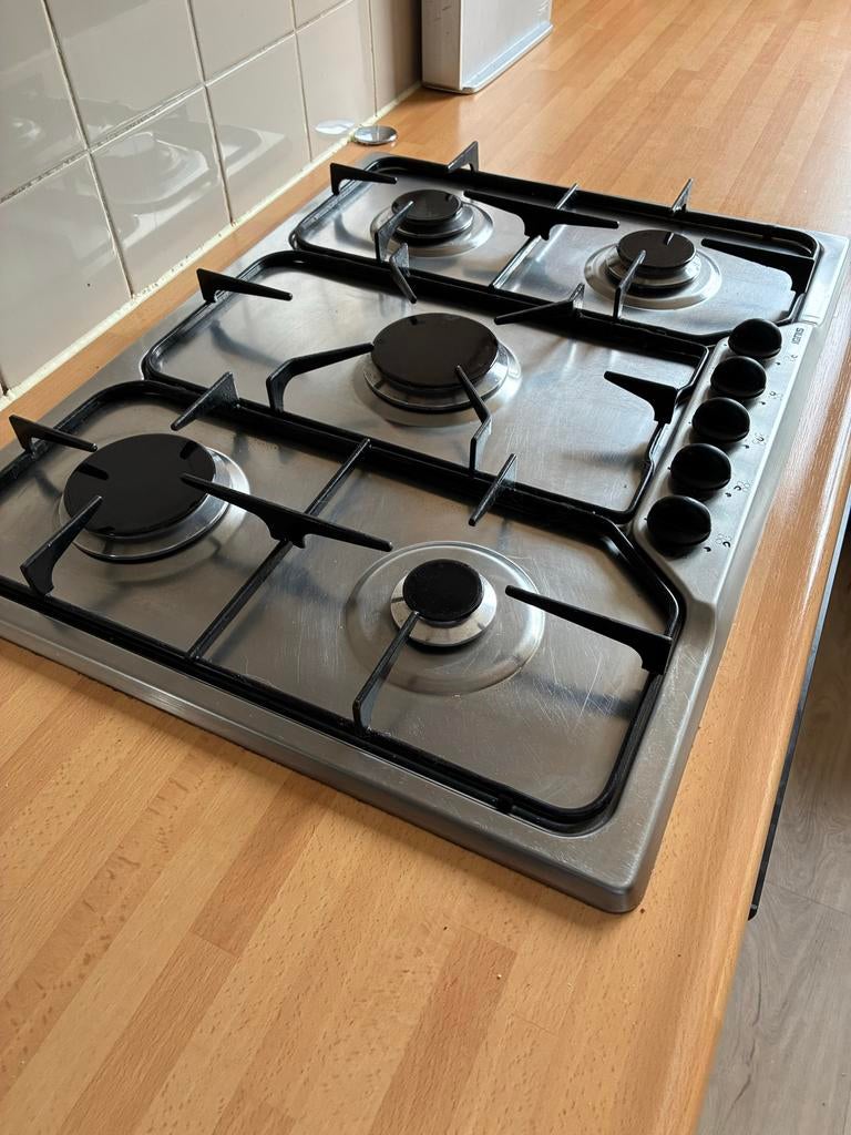 Ignis 5-pits inbouw gasfornuis., Ophalen, Gebruikt, 4 kookzones, Inbouw