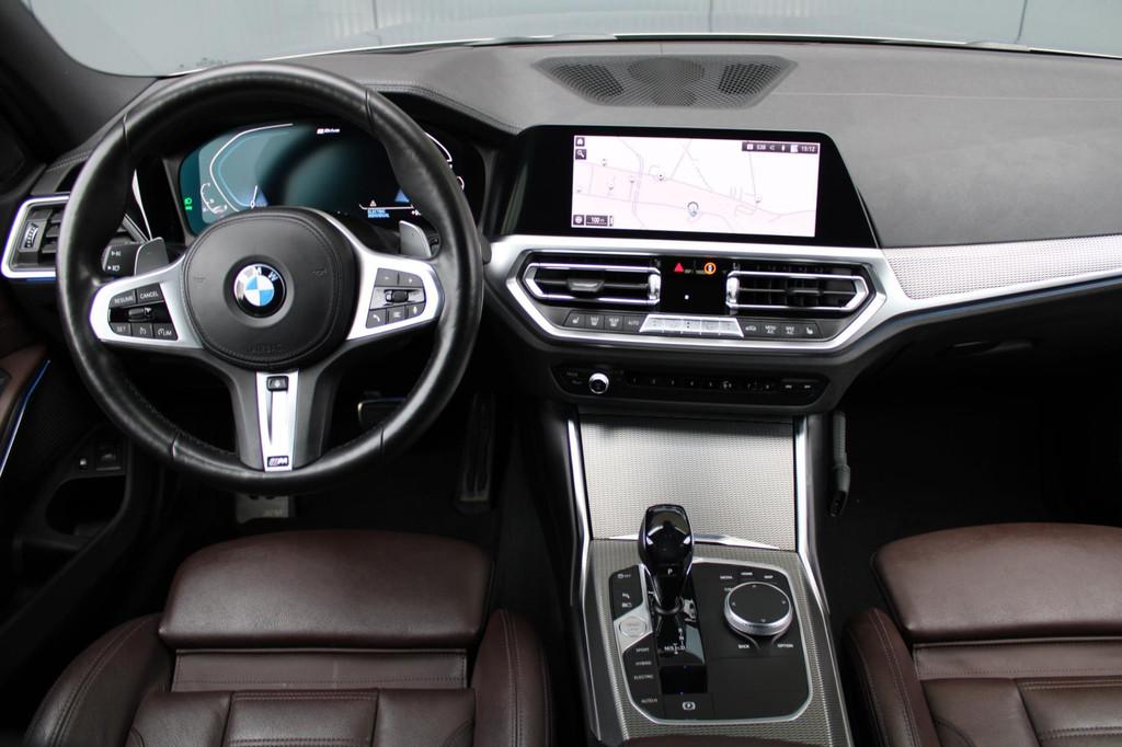 BMW 3-serie 320e M-sport | head-up | achteruitrijcamera | ke, Automaat, 1998 cc, Euro 6, 4 cilinders