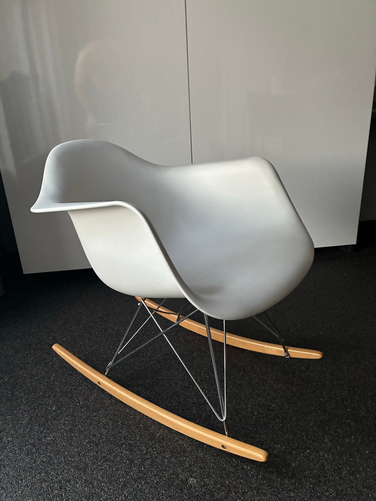 Schommelstoel geïnspireerd Eames RAR Stijl - Wit, Ophalen, Kunststof, Gebruikt, Wit