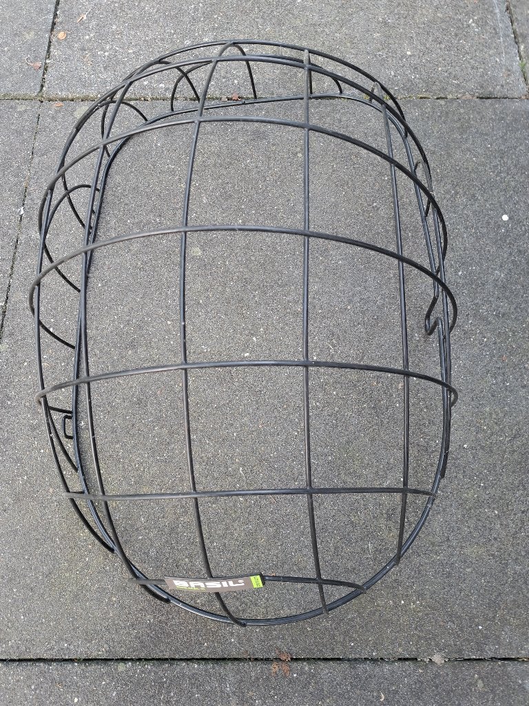 Draadkoepel v. hondemand Basil lang 54 breed 36 cm € 10.00, Ophalen of Verzenden, Zo goed als nieuw