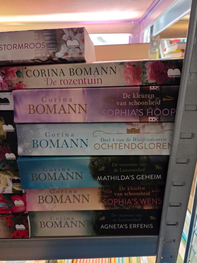 14x boeken - Corina Bomann, Ophalen of Verzenden, Gelezen