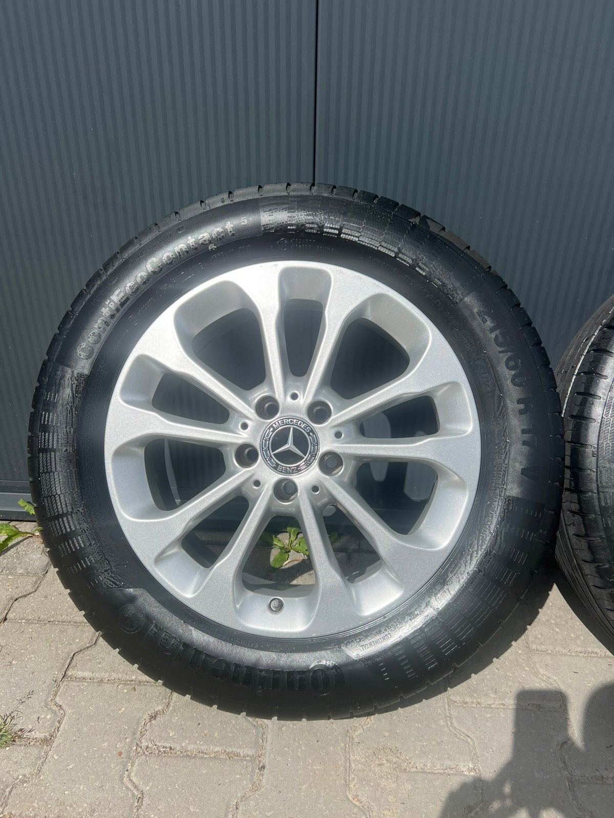 17 inch 5x112 originele Mercedes GLA velgen + Continentals, Hooghwerff banden & velgen, Jacob Lemairestraat 26, Banden en Velgen