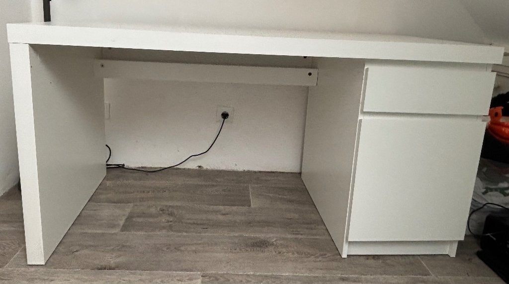 Bureau malm IKEA, Ophalen, Met lades, Gebruikt, 65 cm