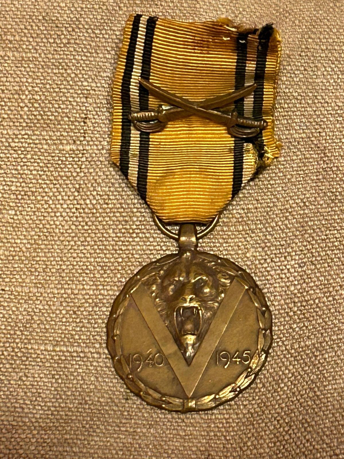 Belgische onderscheiding, Verzamelen, Militaria | Tweede Wereldoorlog, Ophalen of Verzenden, Overige gebieden