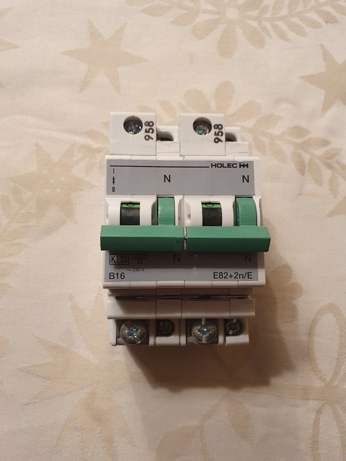 Holec Installatieautomaat B16 E82+2n/E, Ophalen of Verzenden, Zo goed als nieuw, Overige merken, Installatieautomaat