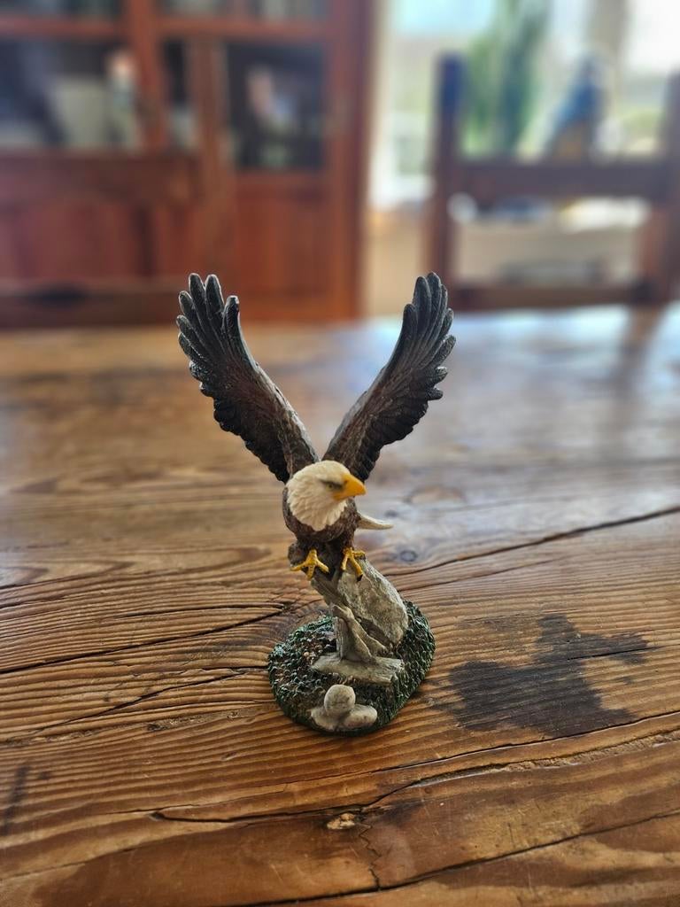 Decoratief beeldje van een arend, Ophalen of Verzenden, Nieuw, Dier