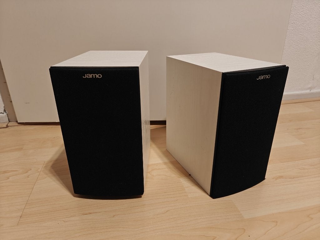 Jamo S622 speakers in white ash, Ophalen, Gebruikt, 60 tot 120 watt, Boekenplank luidspreker