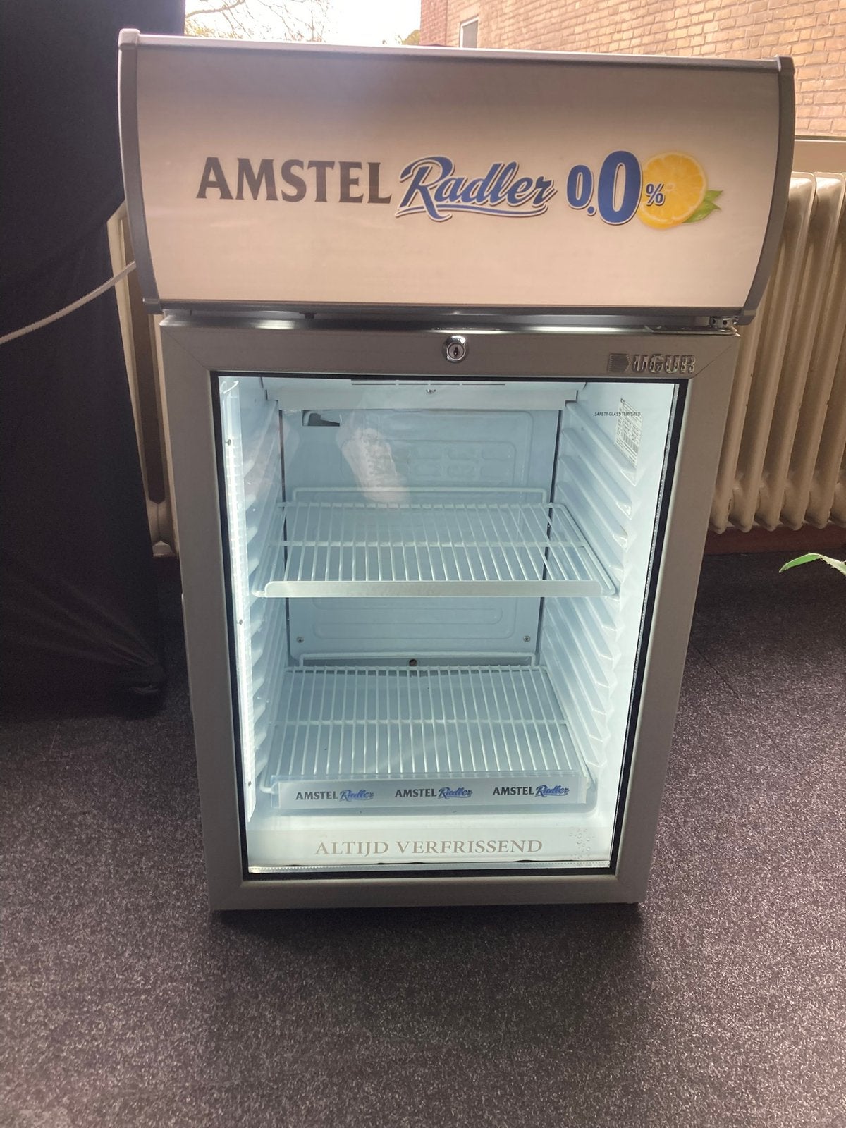Koelkast Radler 55 liter. Blaast wel maar word niet koud, Zonder vriesvak, 200 liter of meer, Zo goed als nieuw, 160 cm of meer
