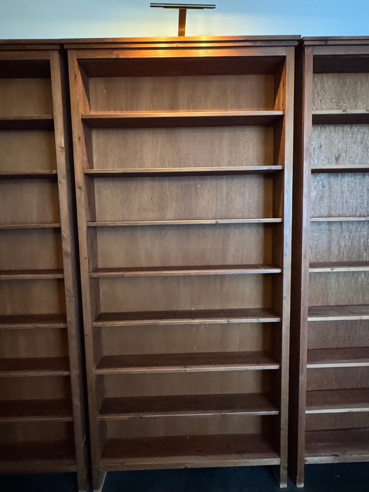 6 houten DVD kasten, ook per stuk te koop