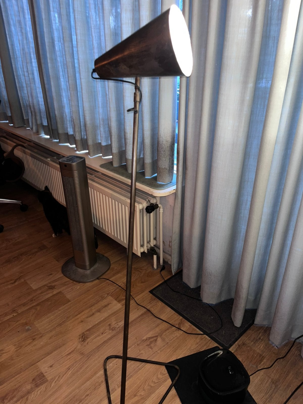 Gratis vloerlamp, Huis en Inrichting, Ophalen, Gebruikt, Metaal, 100 tot 150 cm