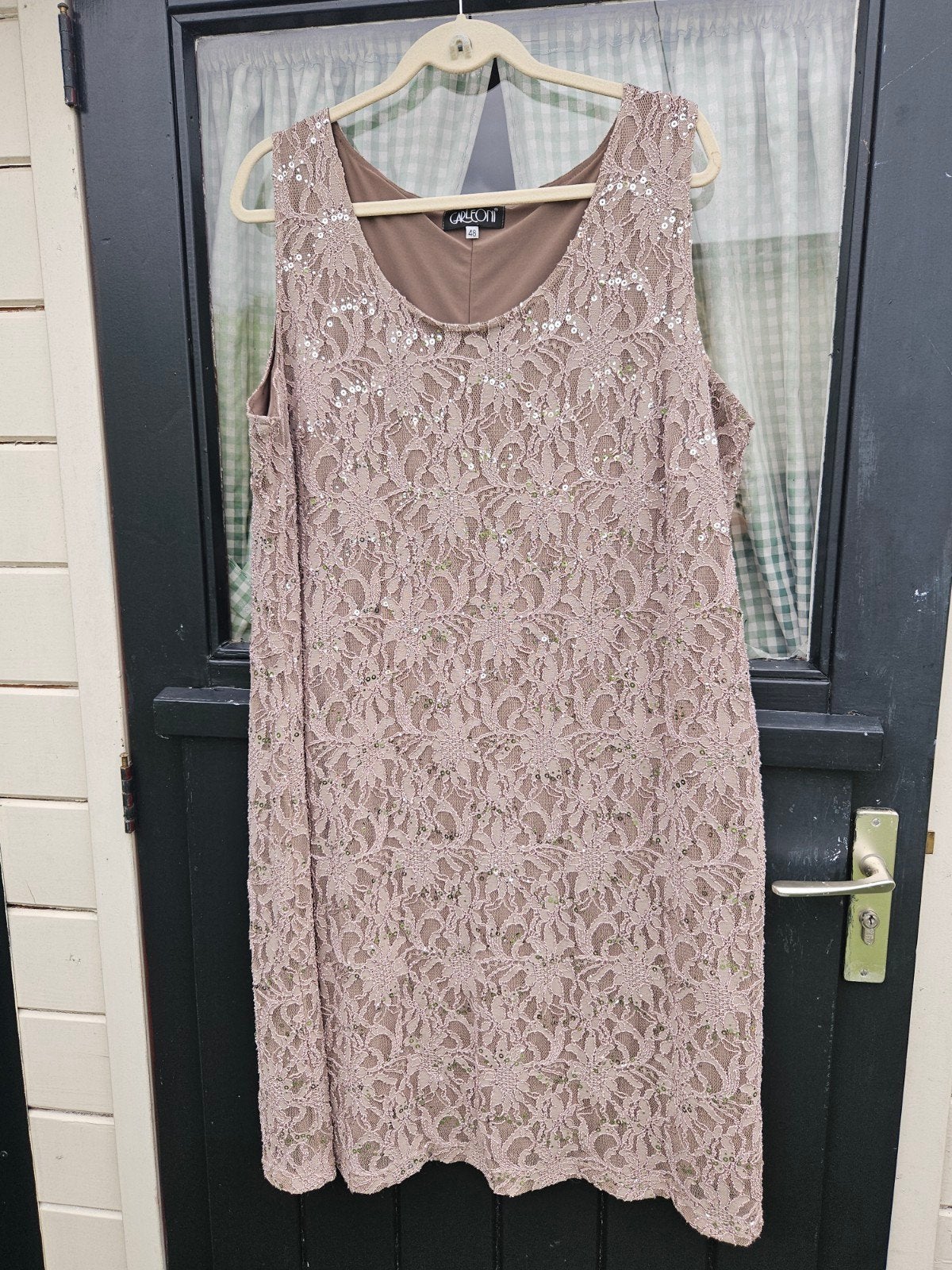 z.g.a.n taupe kleurige jurk mt 48-50, Ophalen of Verzenden, Zo goed als nieuw, Bruin, Jurk