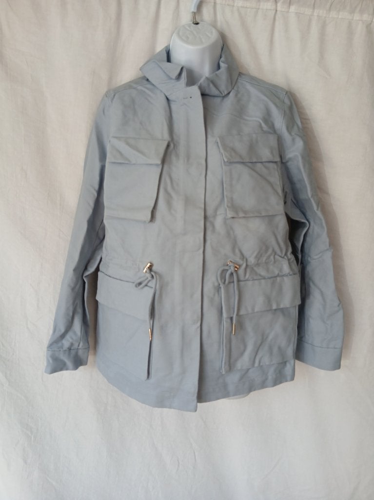 Mooie NIEUWE lichtblauwe tussenjas mt 38 merk H&M, Maat 38/40 (M), Blauw, ., Nieuw