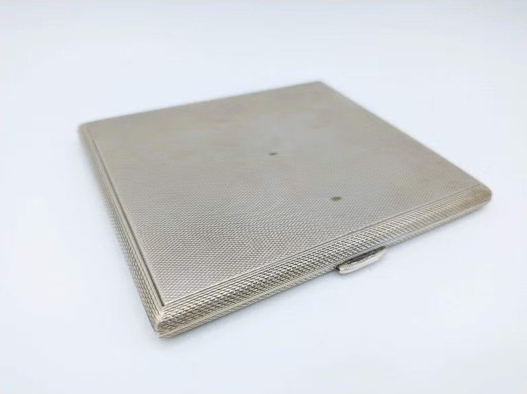 Zware zilveren sigaretten case, D. Aubert, Den Haag, 1969, Antiek en Kunst, Verzenden, Zilver