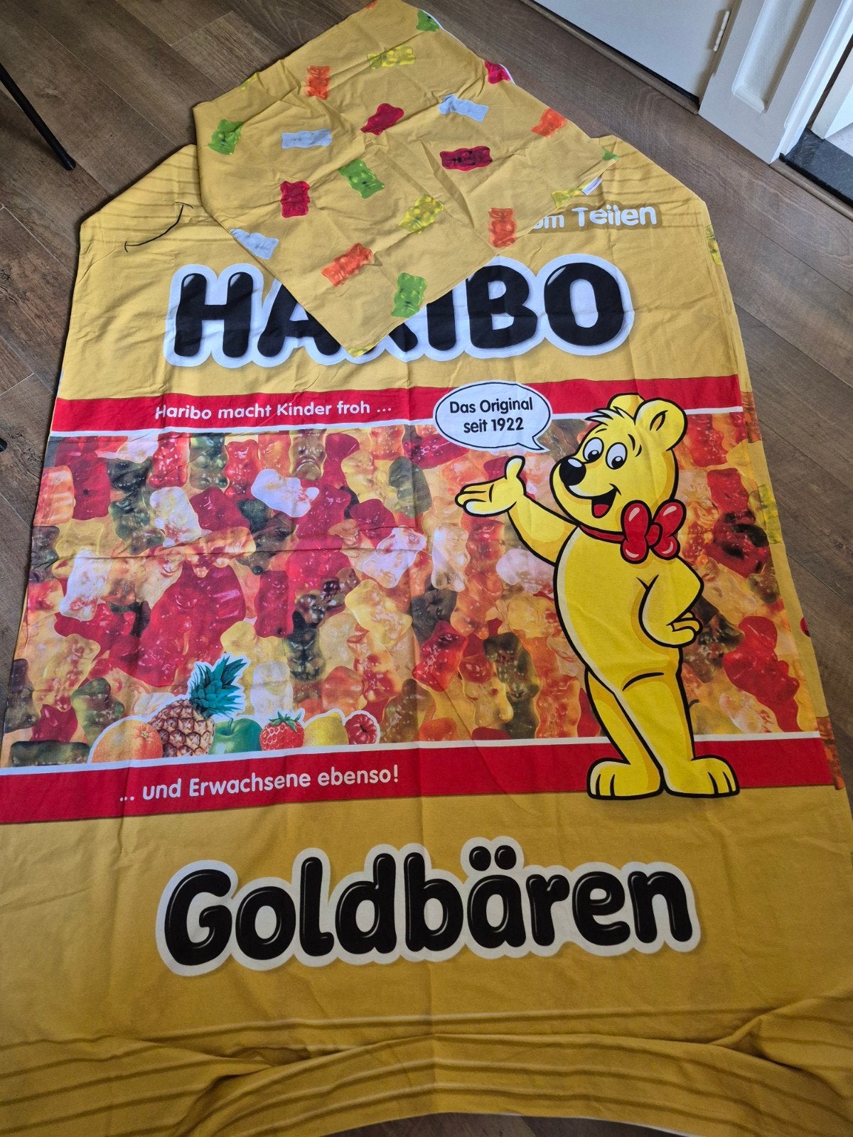 Haribo Goldbären dekbedovertrek met kussensloop, Eenpersoons, Ophalen of Verzenden, Zo goed als nieuw, Overige merken