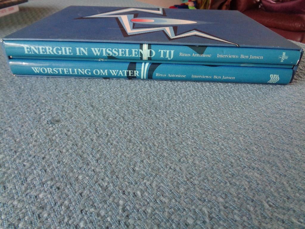 Energie in wisselend tij en worsteling om water, Ophalen of Verzenden, Zo goed als nieuw, Rinus Antonisse/Ben Jansen