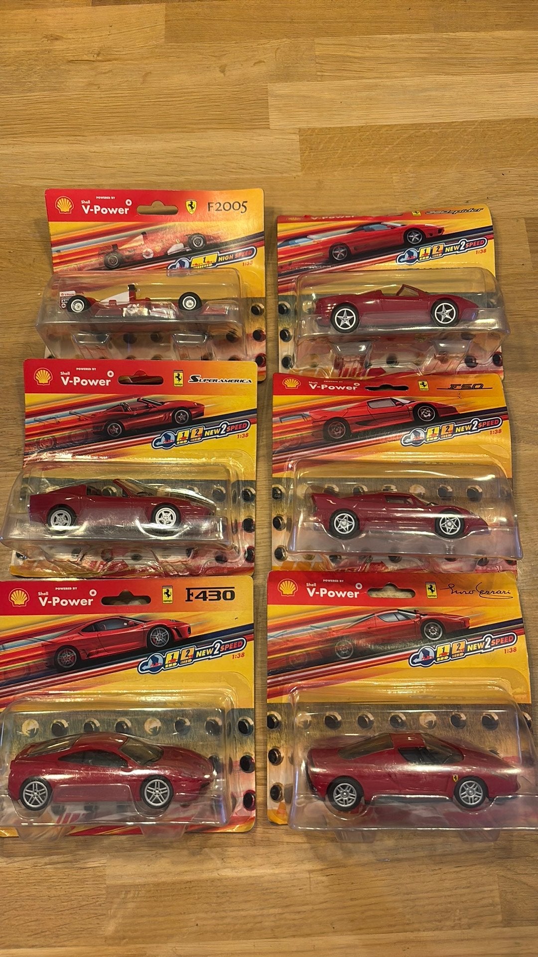 Shell V-Power Ferrari Collectie - 6 Nieuwe Modellen 1:38, Ophalen of Verzenden, Nieuw, Auto