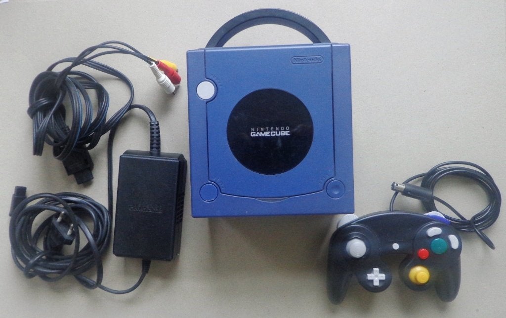 Gamecube Paars + zwarte controller + kabels, Spelcomputers en Games, Spelcomputers | Nintendo GameCube, Ophalen of Verzenden, Gebruikt
