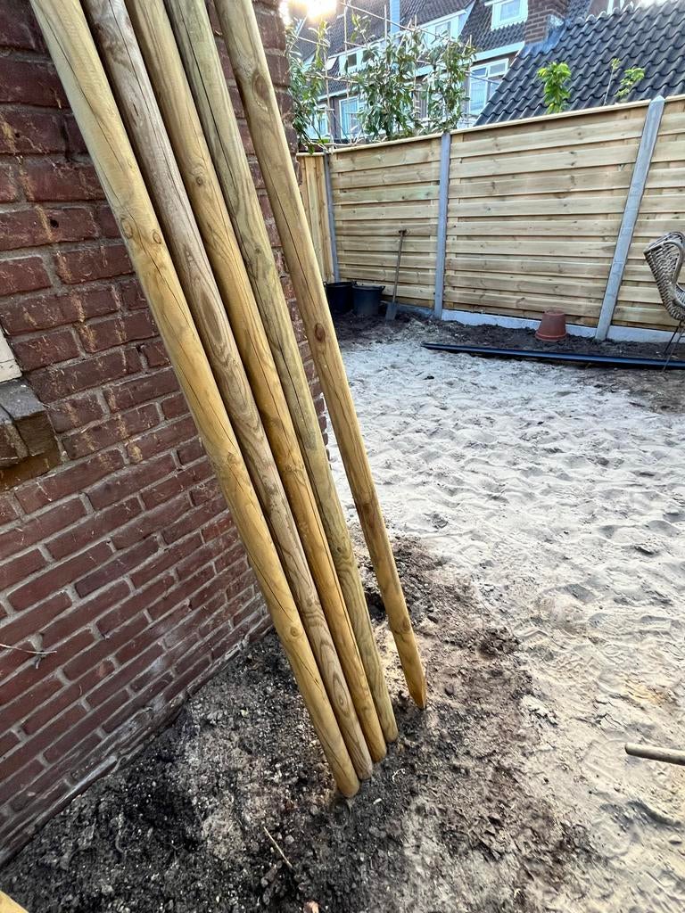 8 houten boompalen 250 cm lang, Tuin en Terras, Palen, Balken en Planken, Ophalen of Verzenden, Gebruikt, 250 cm of meer, Palen