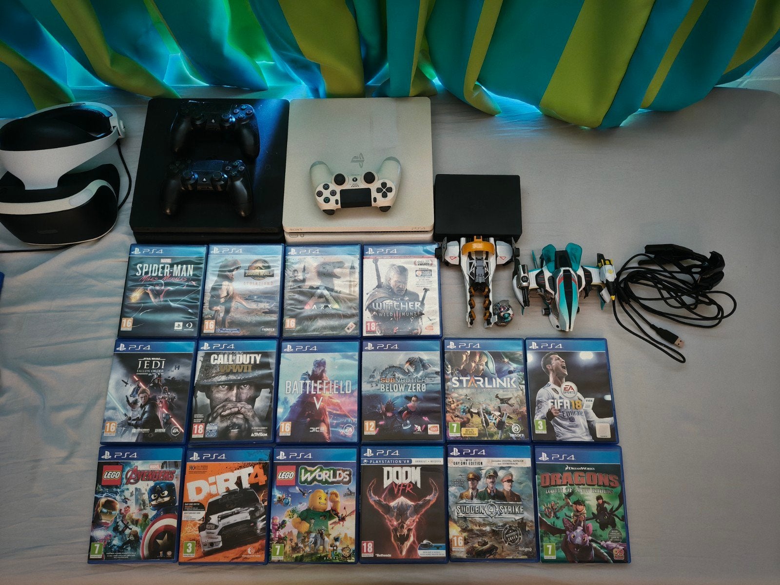 2 Ps4's, Psvr, en 16 games., Spelcomputers en Games, Games | Sony PlayStation 4, Virtual Reality, Ophalen of Verzenden, Zo goed als nieuw