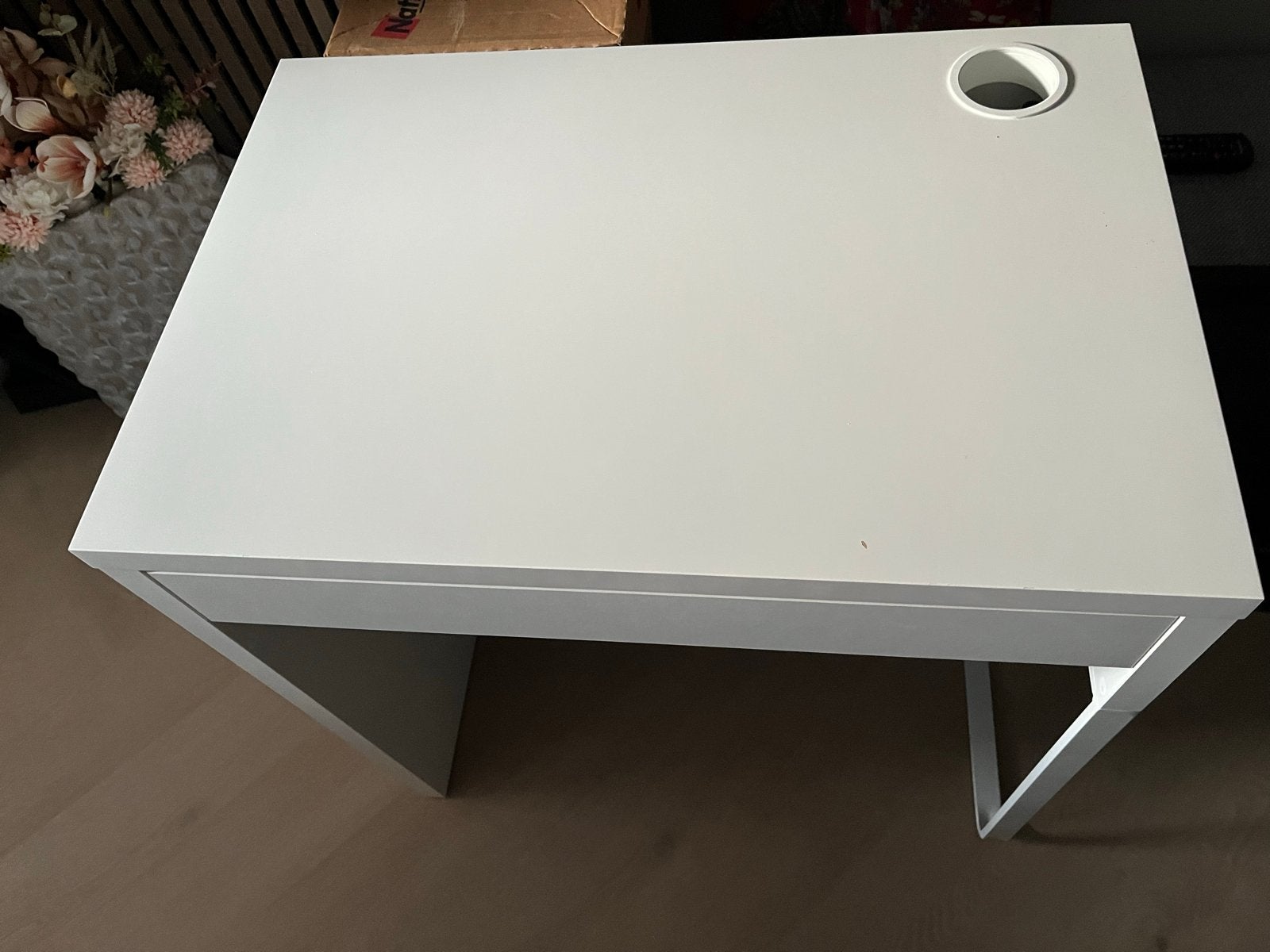 IKEA Micke bureau wit 73 x 50 cm, Huis en Inrichting, Bureaus, Ophalen, Gebruikt, Met lades, IKEA