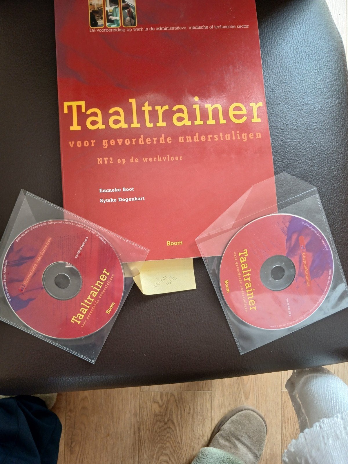 Taaltrainer NT2 op de werkvloer met 2 CD's, Boeken, Ophalen of Verzenden, Gamma, Overige niveaus, Emmeke Boot, Sytske Degenhart