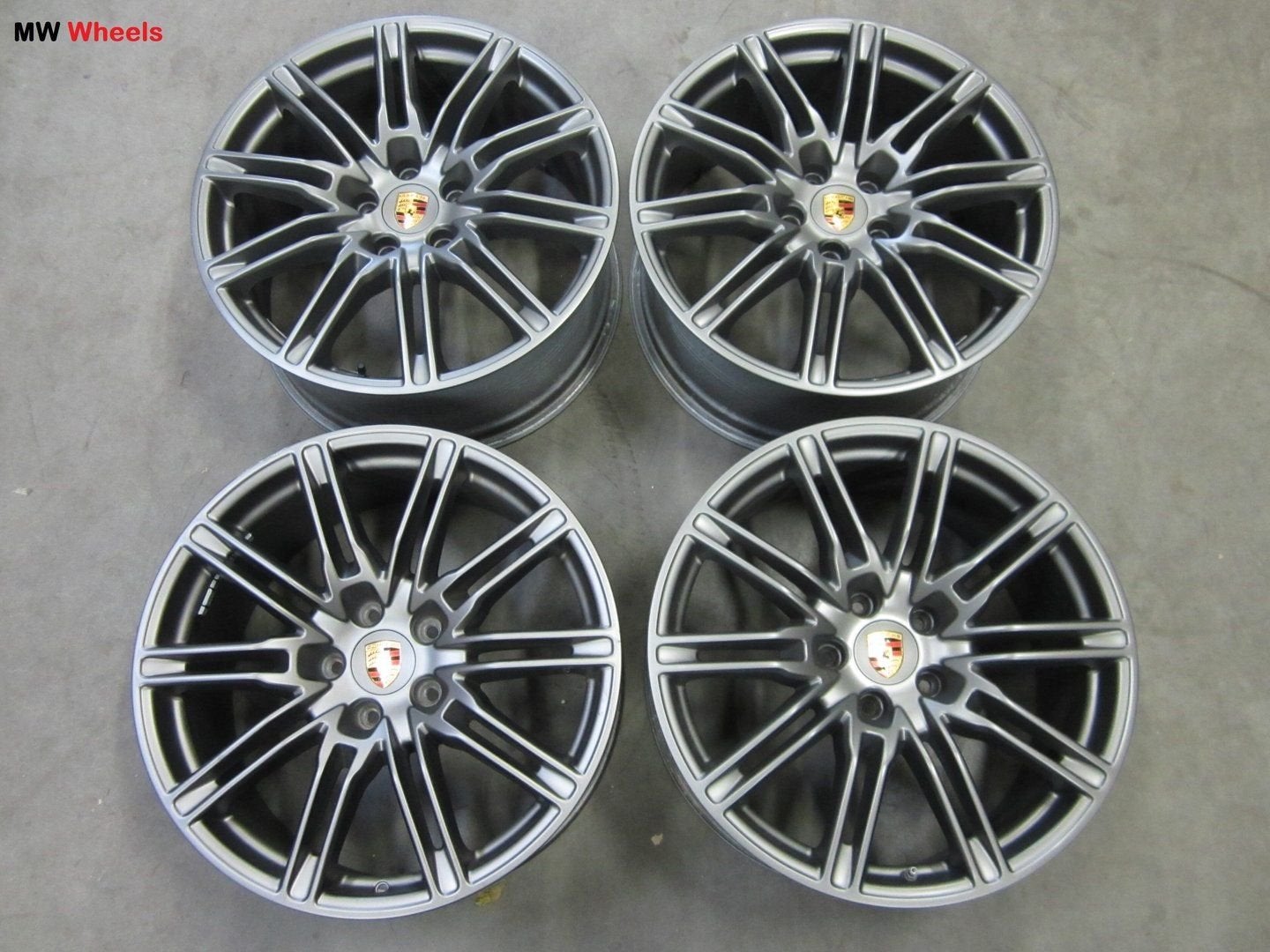 Porsche 21 inch Origineel Cayenne GTS velgen satin grey, Gebruikt, Velg(en), -, -