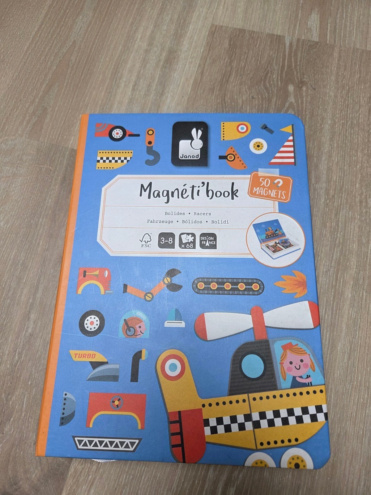 Janod Magneti'book Racers - Magnetisch Boek Voertuigen, Ophalen, Zo goed als nieuw, Bouwen