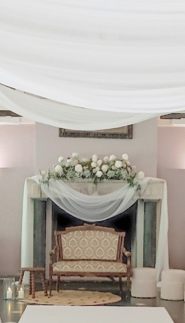 Prachtig antiek trouw bankje huren wedding, Ophalen, Gebruikt, Geboorte of Huwelijk